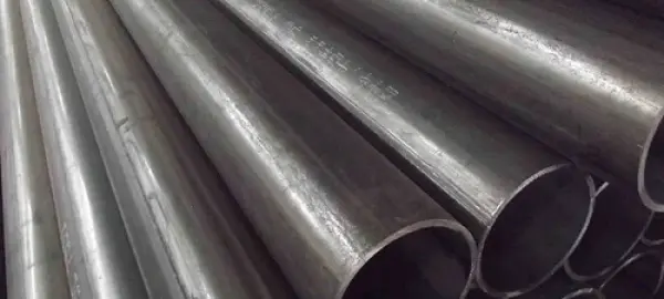 ASTM A335 P1 Alloy Steel Seamless Pipes in Italy